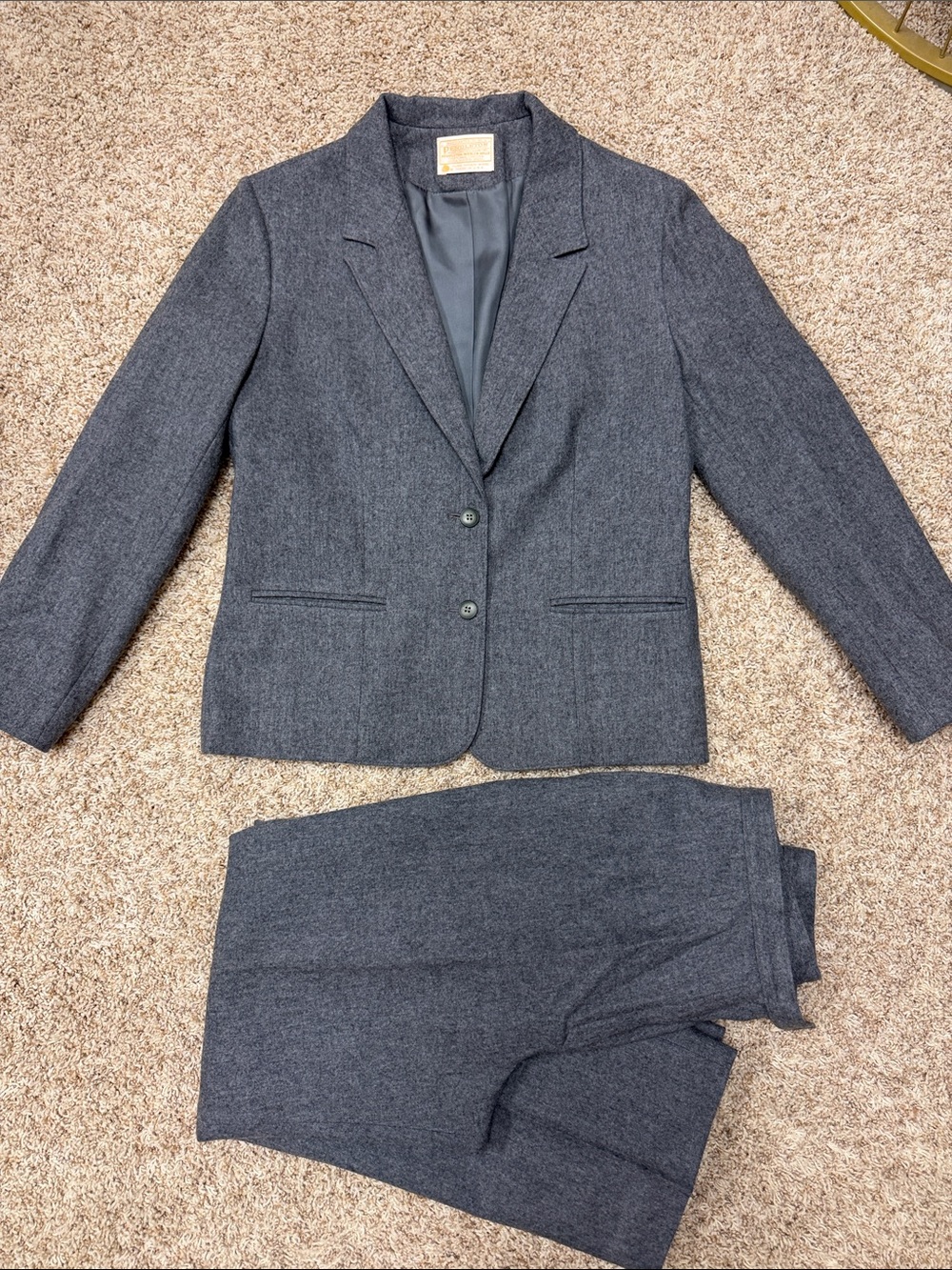 Vintage Pendleton 100% Virgin Wool Gray Skirt Suit Set